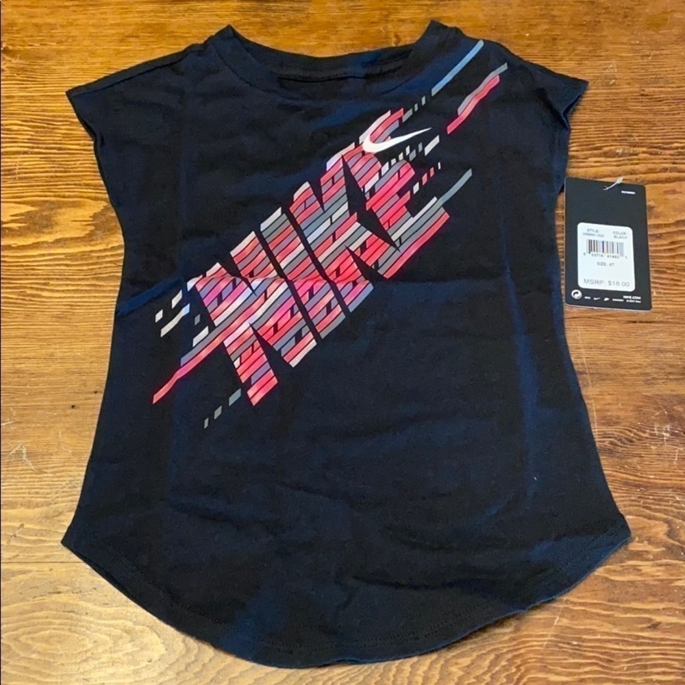 Nike T-Shirt - Picture 1 of 2